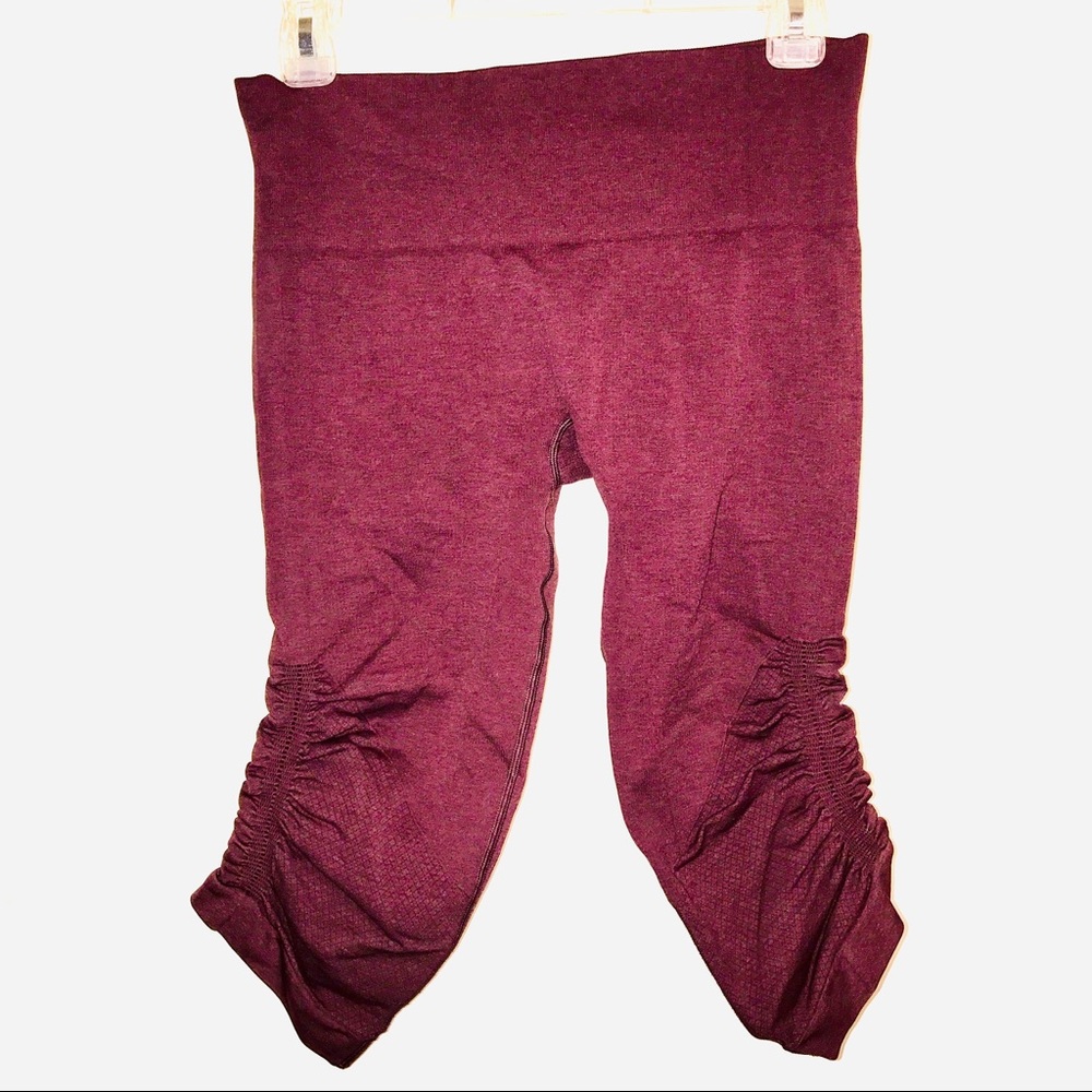 Lululemon Maroon Crops
